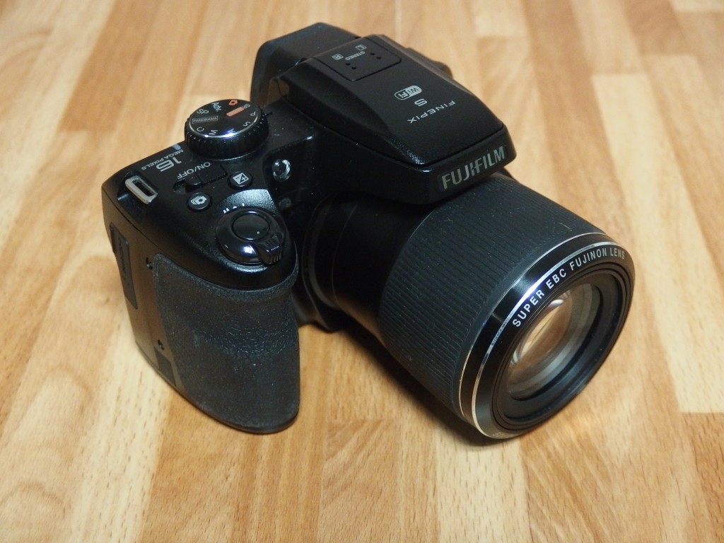 fujifilm s9900w review